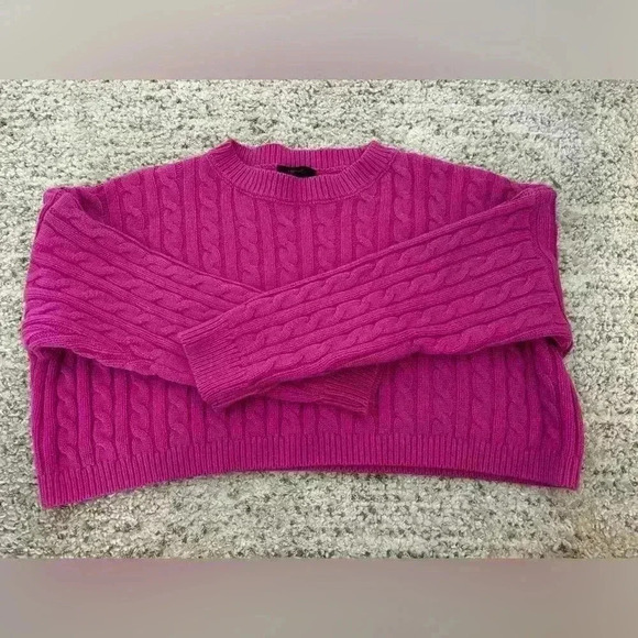 Forever 21 hot pink cropped sweater size small - Picture 1 of 7